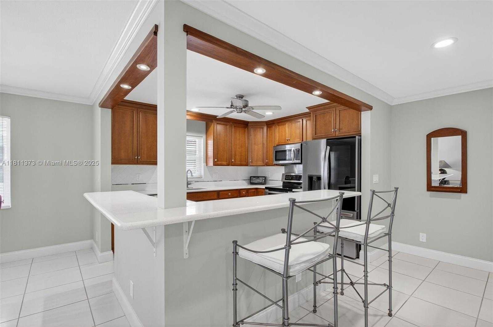 Small Image of 3810 ROWENA CIR, West Palm Beach Number 13