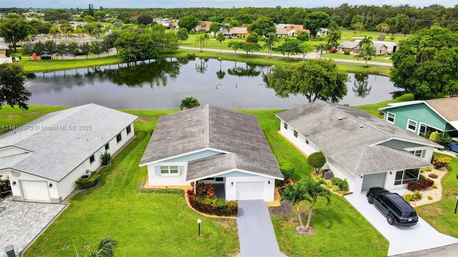 Small Image of 3810 ROWENA CIR, West Palm Beach Number 48
