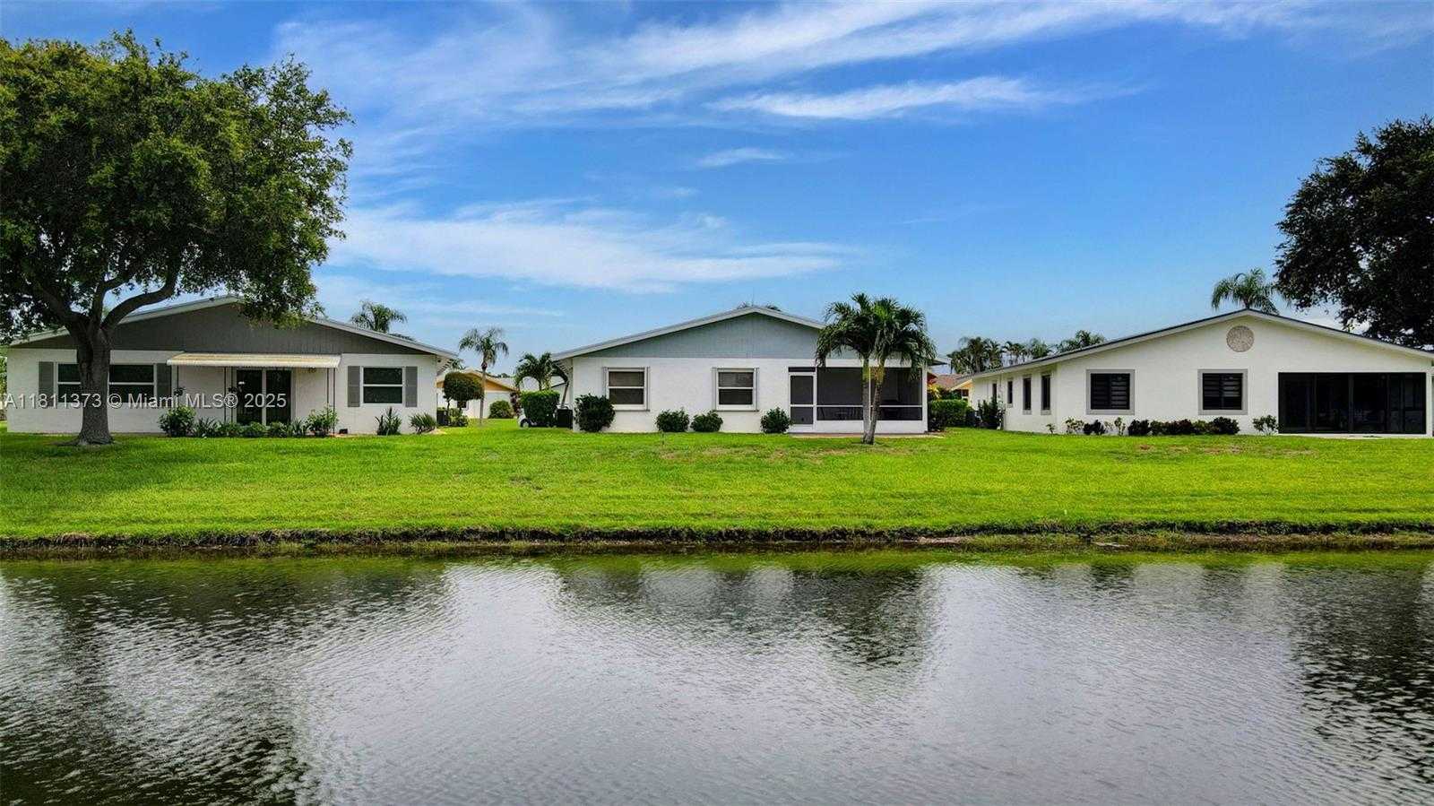 Small Image of 3810 ROWENA CIR, West Palm Beach Number 60