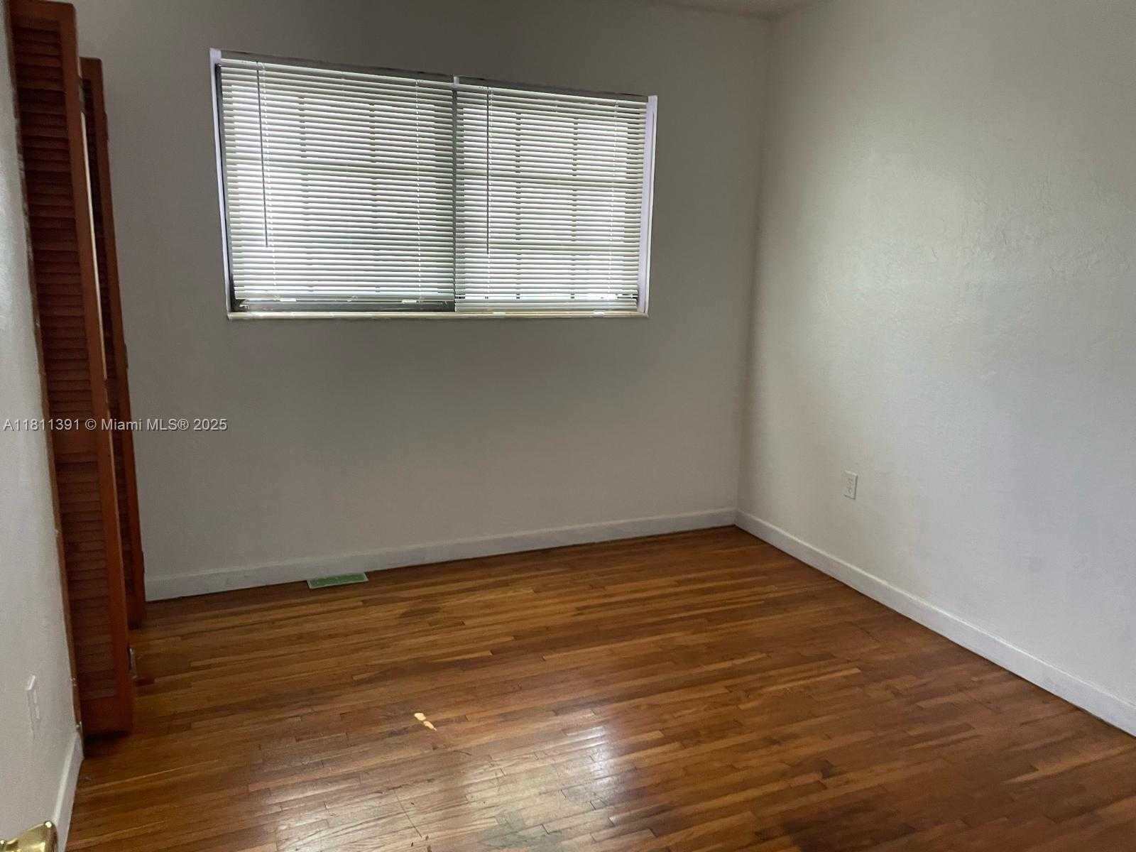 Small Image of 127 NORTH WEST 14TH ST, Homestead Number 13