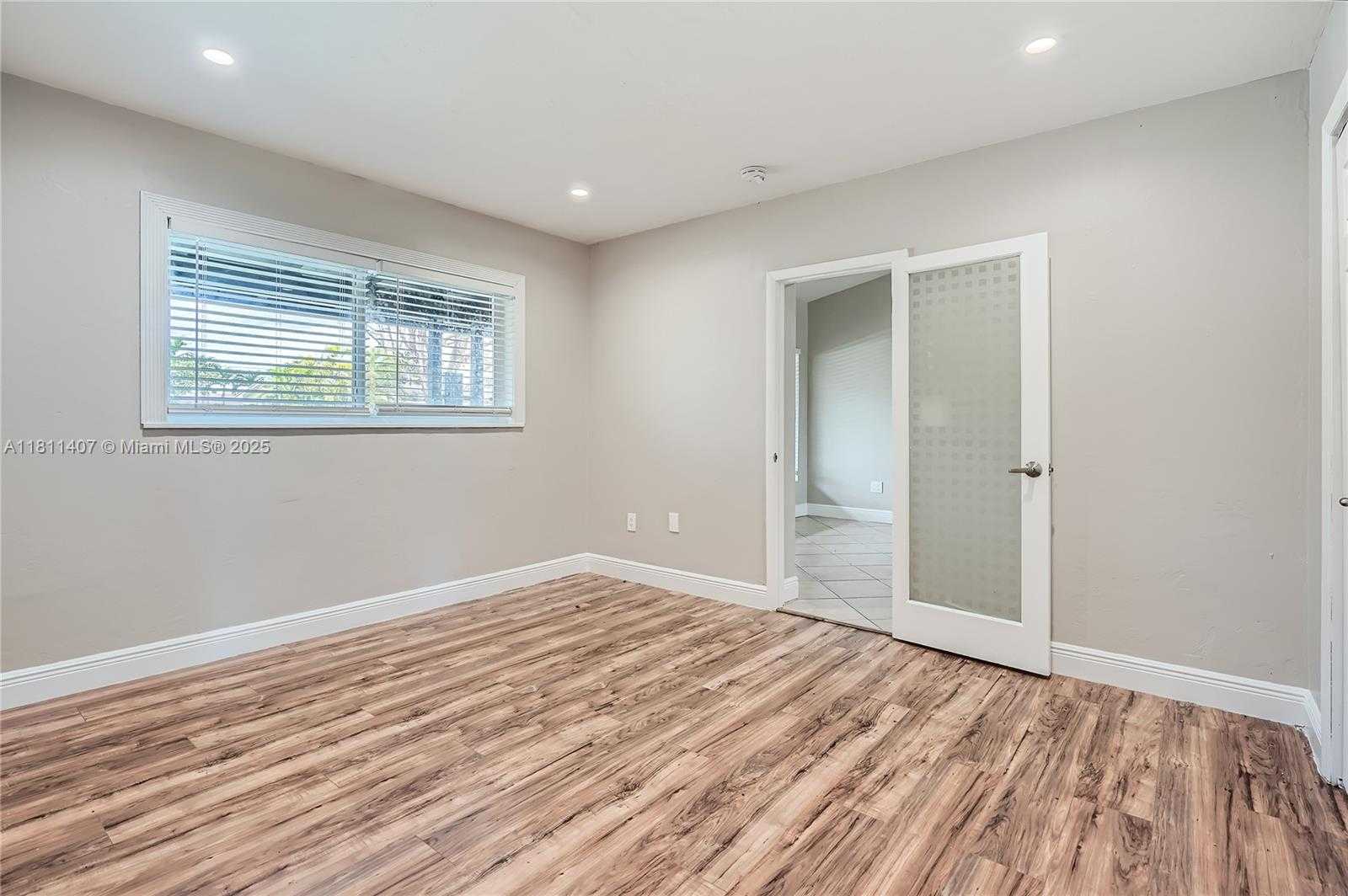 Small Image of 20701 EAGLE NEST RD, Cutler Bay Number 16