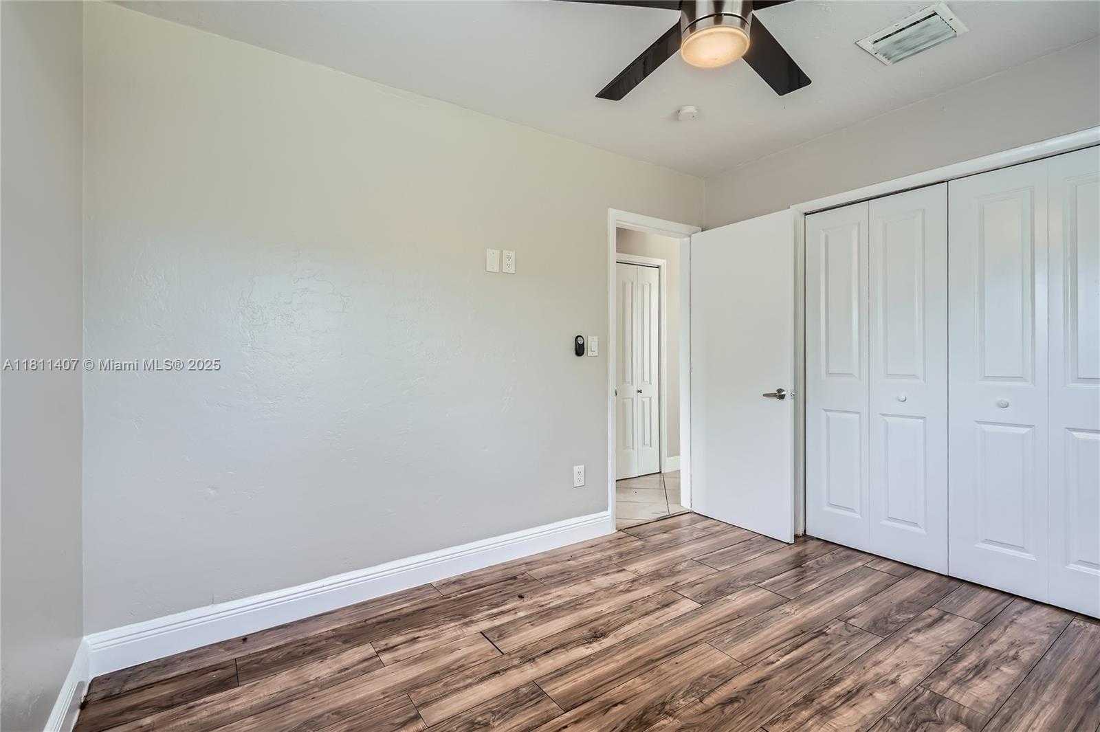 Small Image of 20701 EAGLE NEST RD, Cutler Bay Number 18