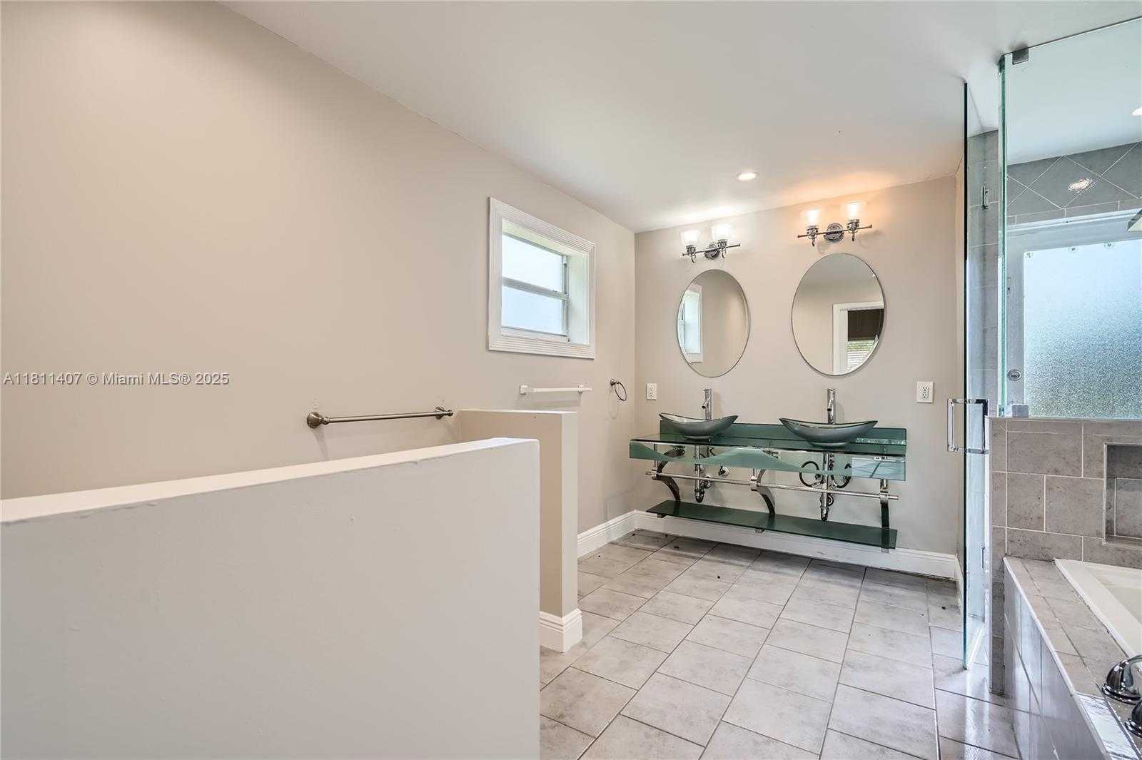 Small Image of 20701 EAGLE NEST RD, Cutler Bay Number 8