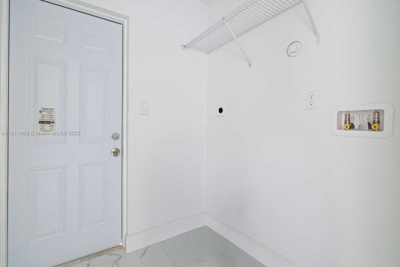 Small Image of 625 SOUTH WEST 6 STREET, Homestead Number 19