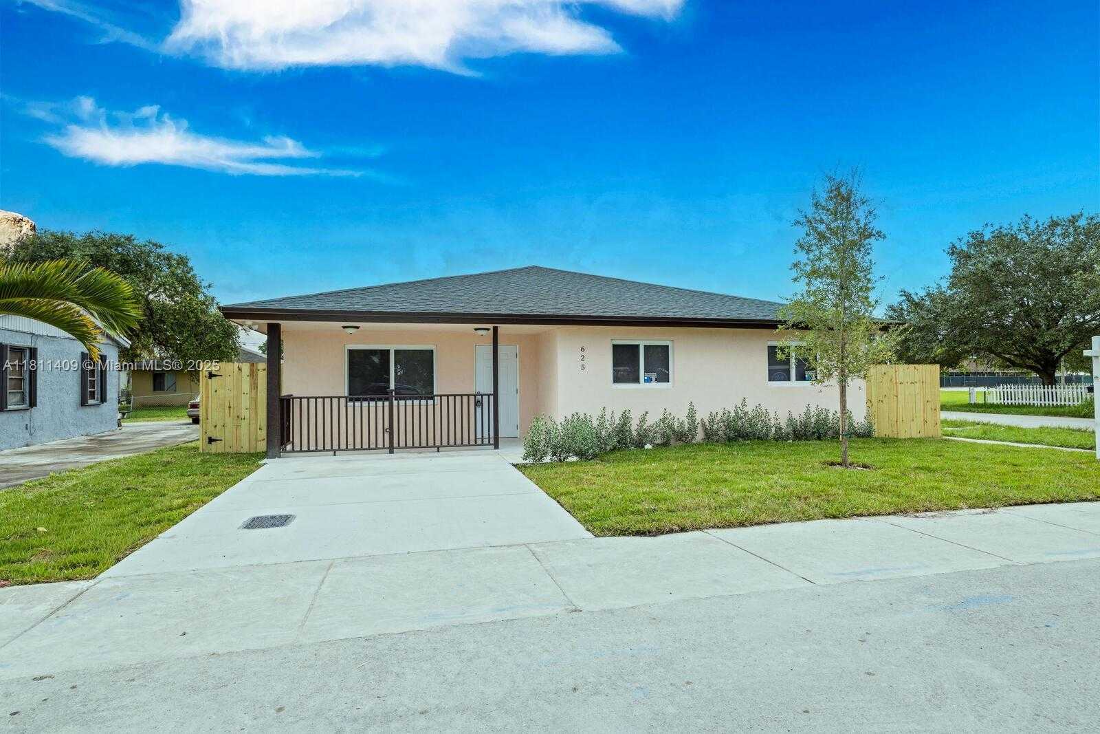Small Image of 625 SOUTH WEST 6 STREET, Homestead Number 2