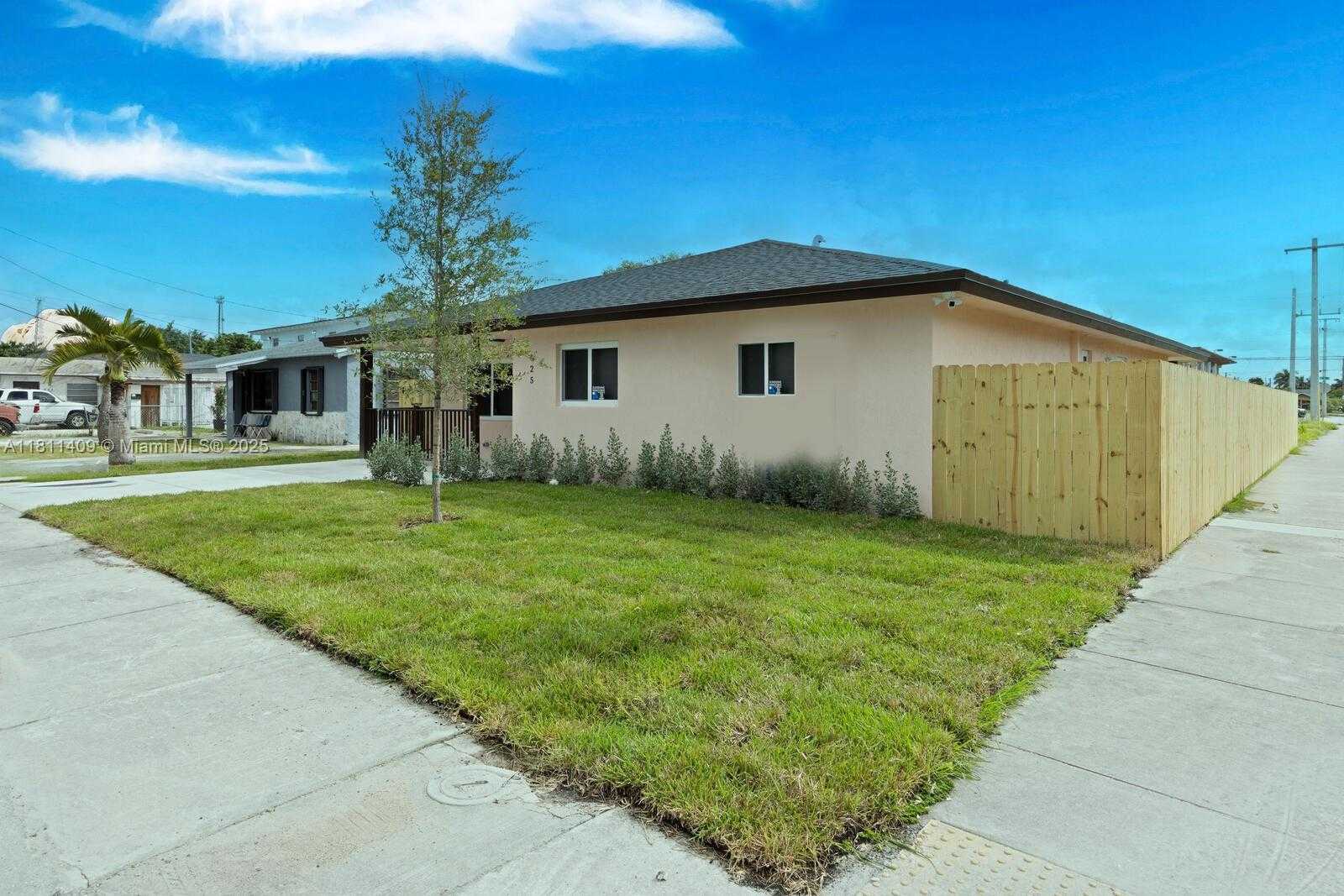 Small Image of 625 SOUTH WEST 6 STREET, Homestead Number 3