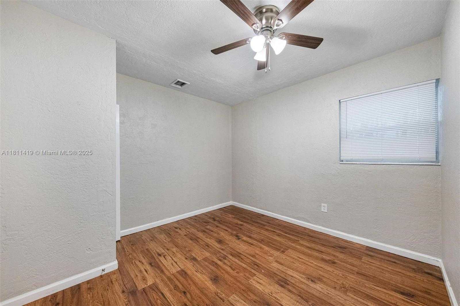 Small Image of 501 CAROLINA AVE, Fort Lauderdale Number 19