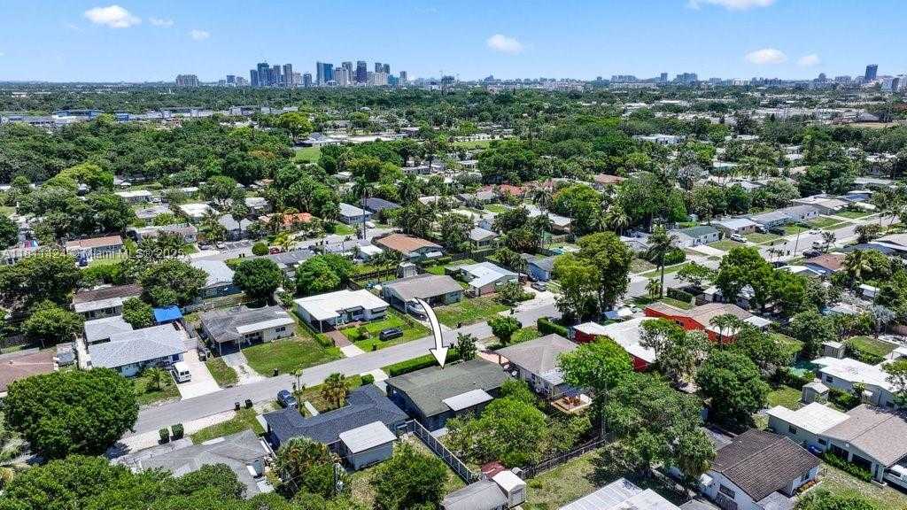 Small Image of 1090 SOUTH WEST 31ST ST, Fort Lauderdale Number 41