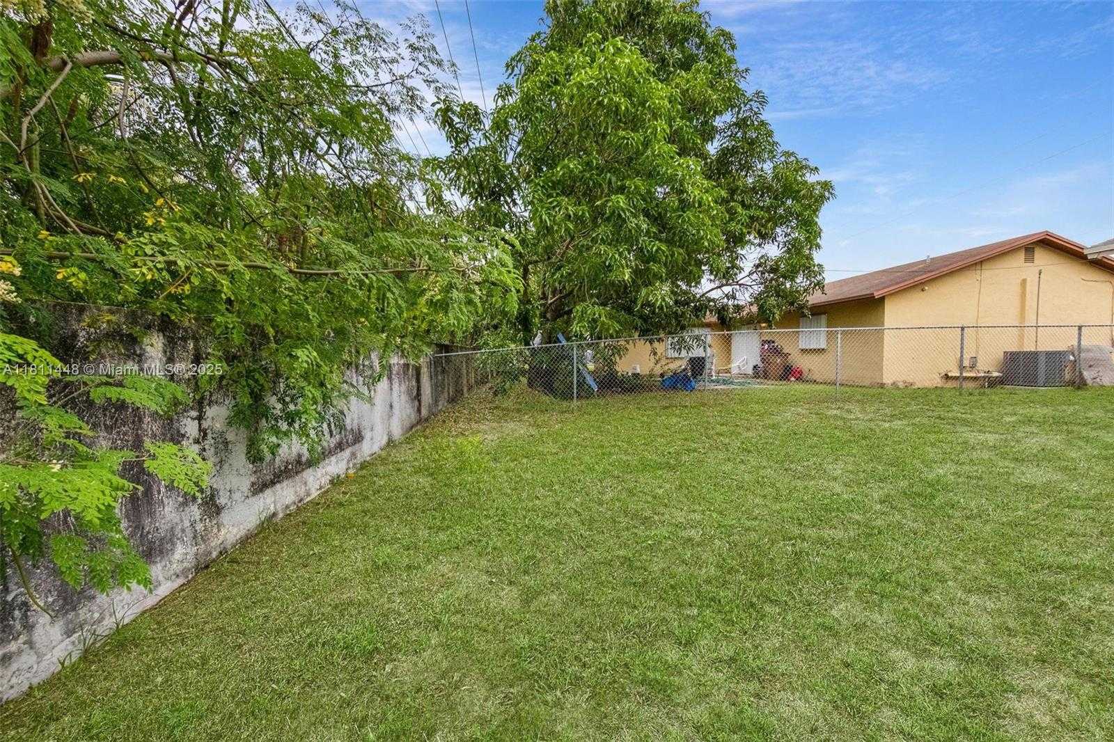 Small Image of 1920 NORTH WEST 3RD AVE, Pompano Beach Number 27