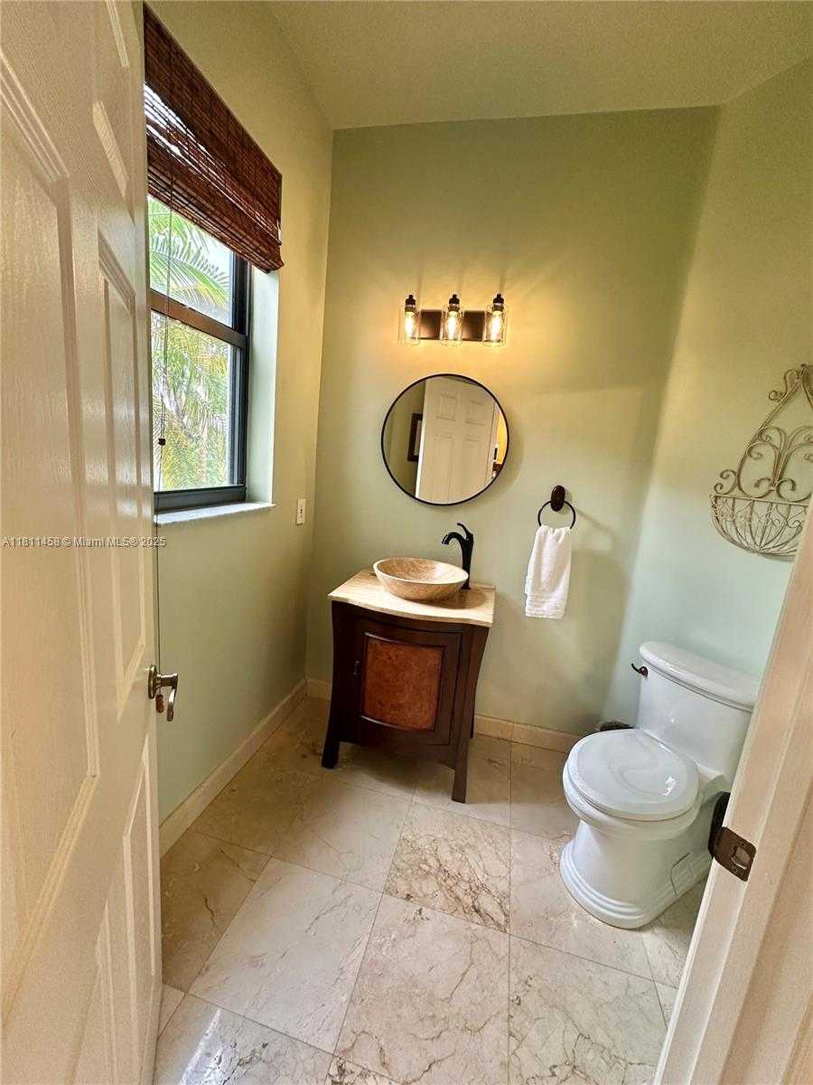 Small Image of 8205 SOUTH WEST 171ST TER, Palmetto Bay Number 13
