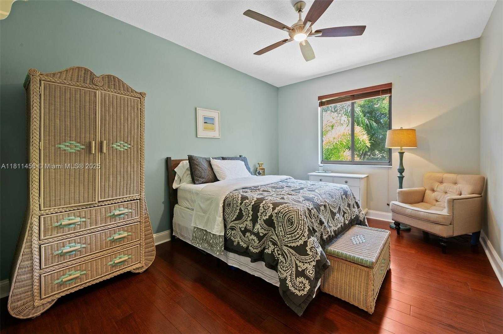 Small Image of 8205 SOUTH WEST 171ST TER, Palmetto Bay Number 16