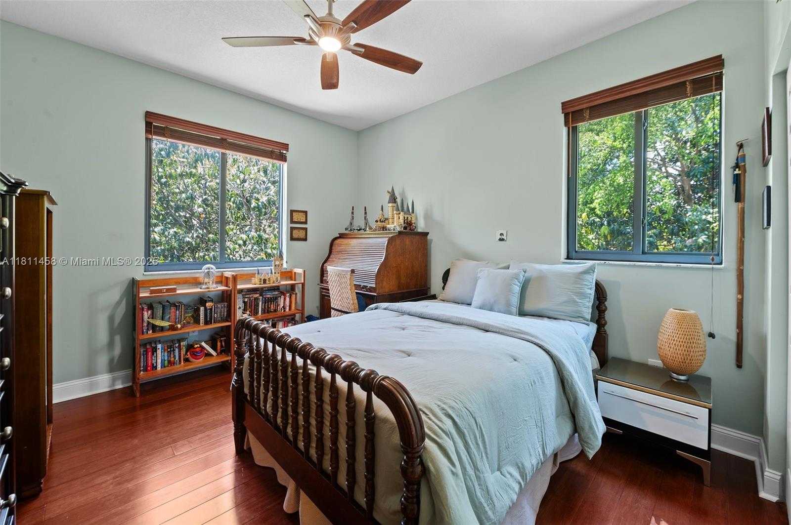 Small Image of 8205 SOUTH WEST 171ST TER, Palmetto Bay Number 17