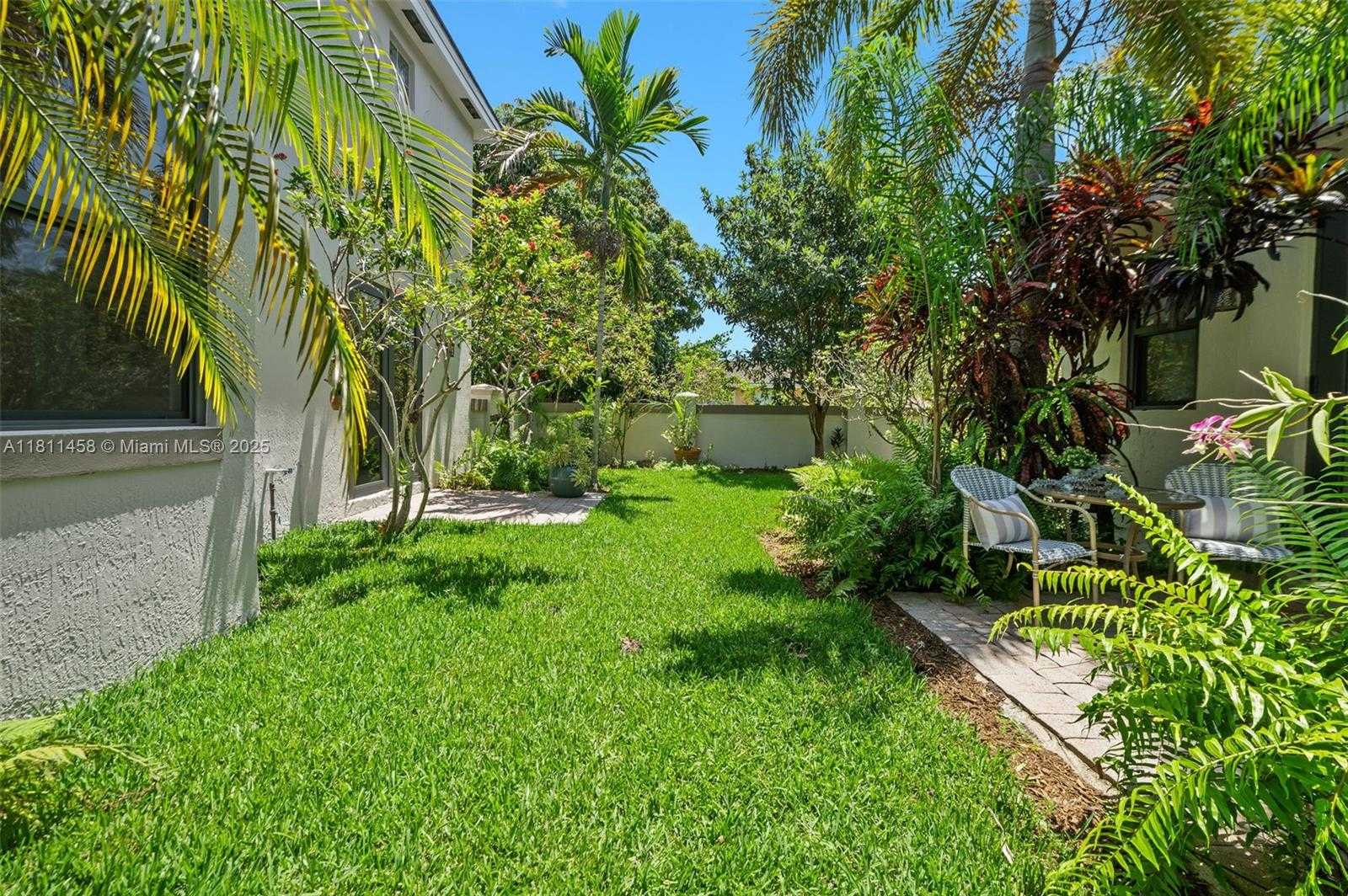 Small Image of 8205 SOUTH WEST 171ST TER, Palmetto Bay Number 27