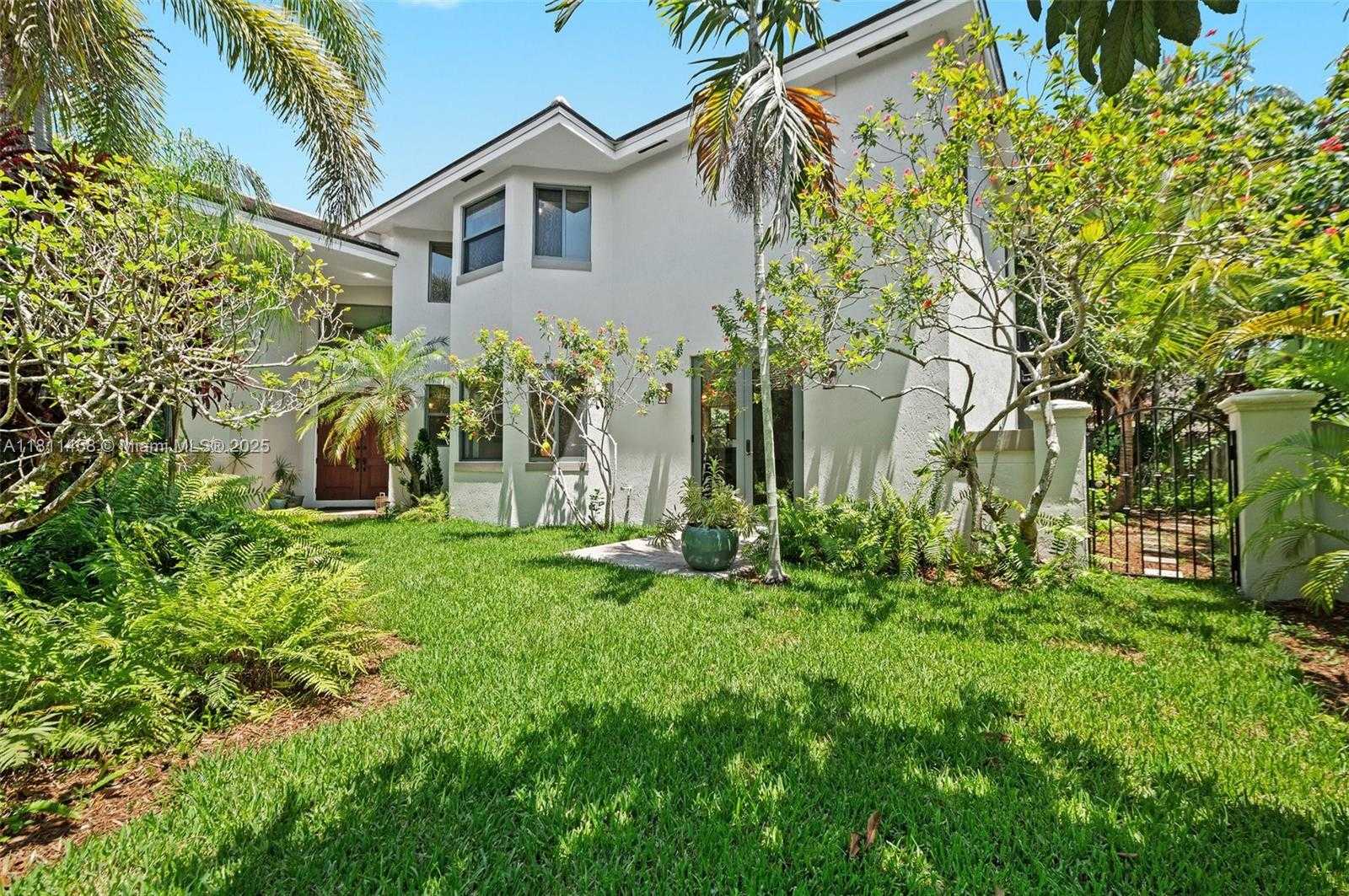 Small Image of 8205 SOUTH WEST 171ST TER, Palmetto Bay Number 29