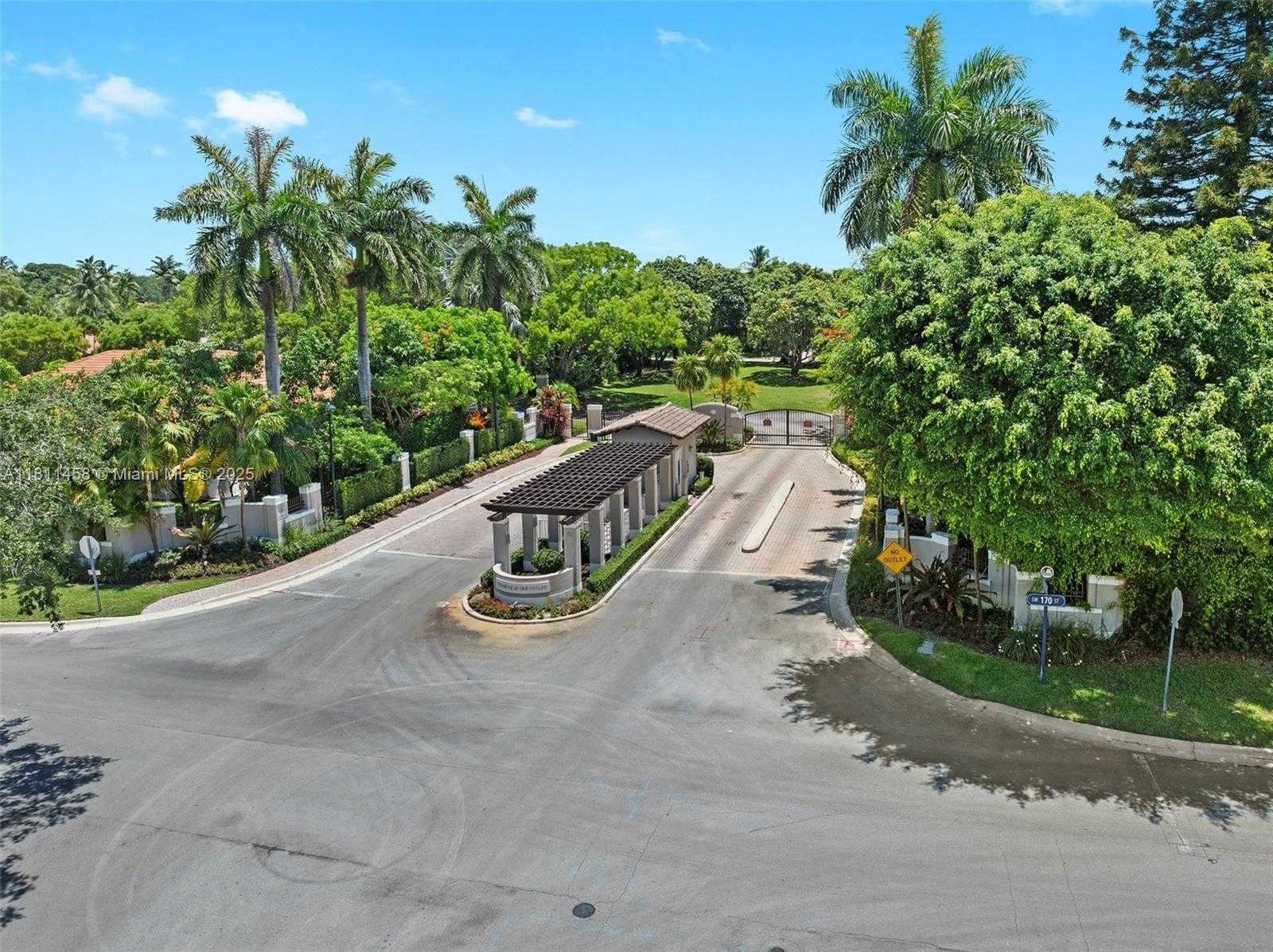 Small Image of 8205 SOUTH WEST 171ST TER, Palmetto Bay Number 40