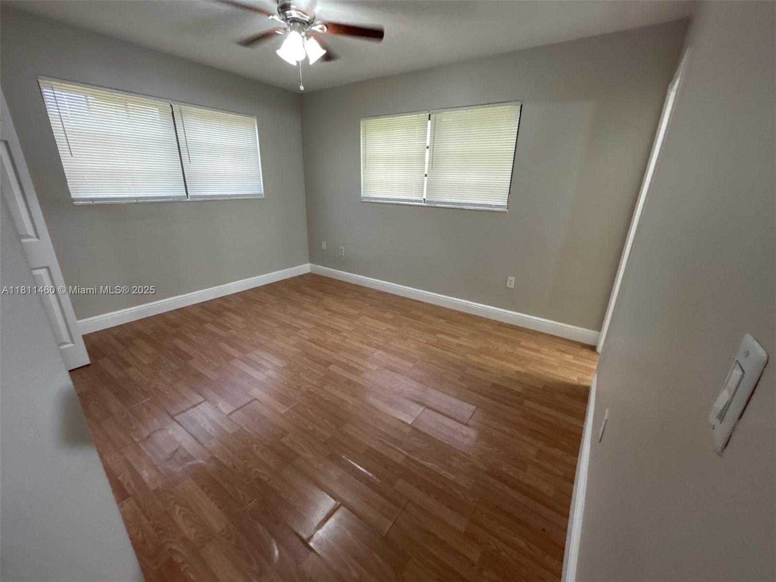 Small Image of 20130 NORTH WEST 15TH AVE, Miami Gardens Number 12