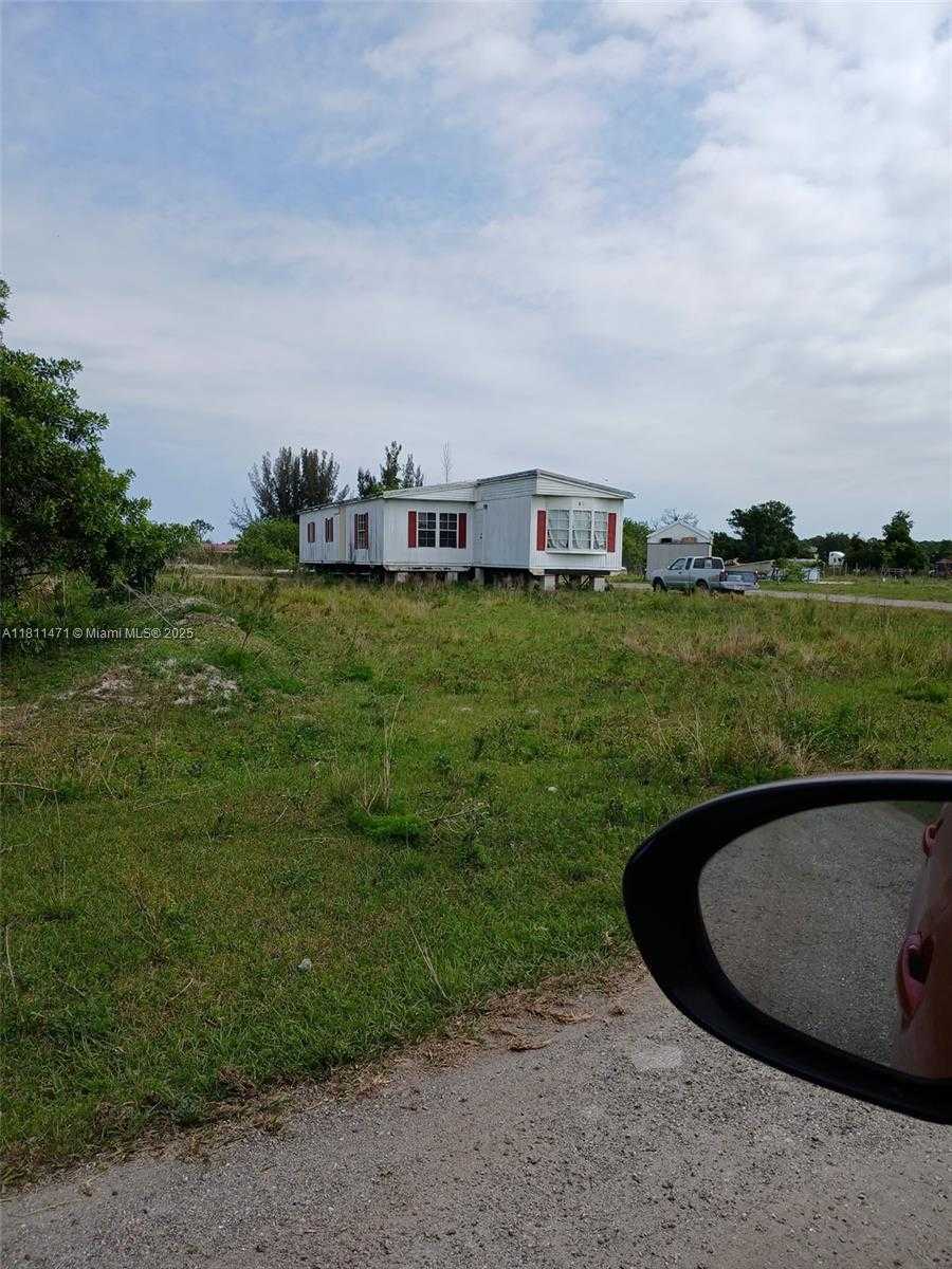 Small Image of 310 NORTH FFA RD, Fort Pierce Number 2