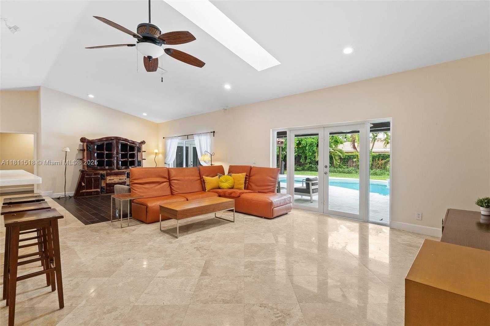Small Image of 875 NORTH WEST 108TH LN, Coral Springs Number 10