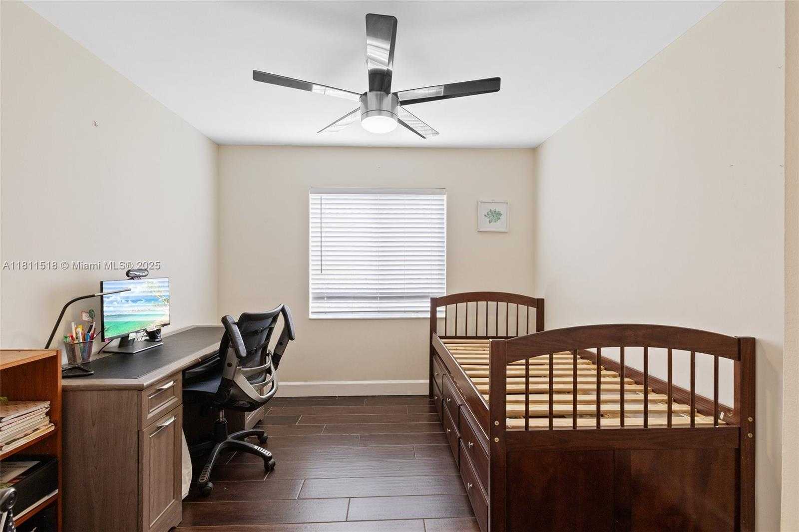 Small Image of 875 NORTH WEST 108TH LN, Coral Springs Number 21