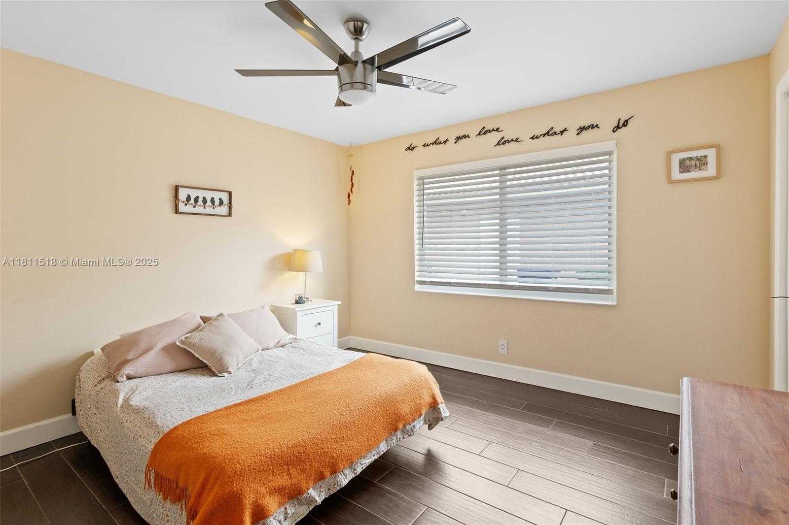 Small Image of 875 NORTH WEST 108TH LN, Coral Springs Number 23