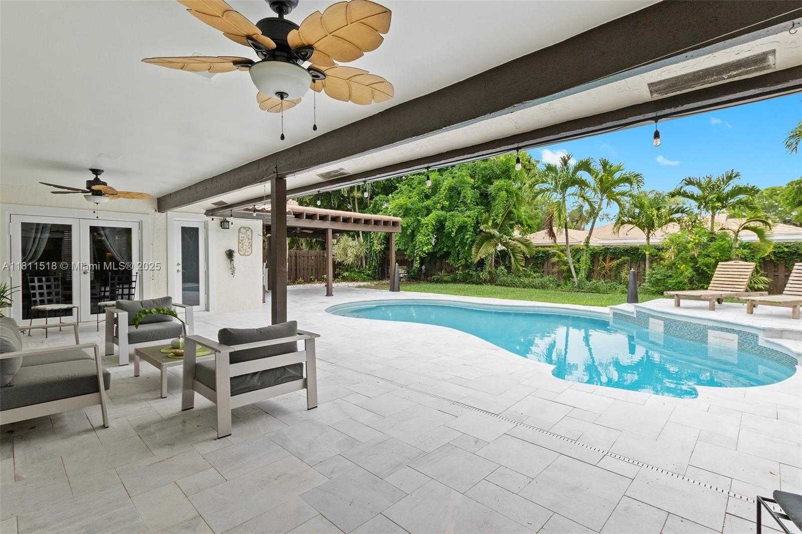 Small Image of 875 NORTH WEST 108TH LN, Coral Springs Number 24