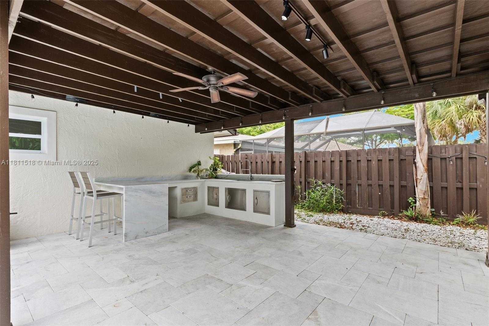 Small Image of 875 NORTH WEST 108TH LN, Coral Springs Number 25