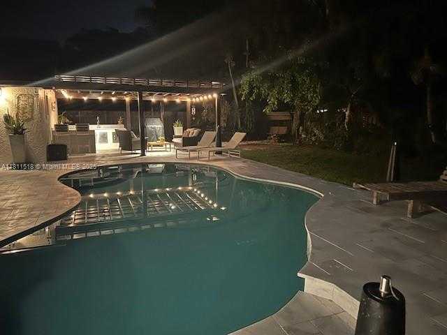 Small Image of 875 NORTH WEST 108TH LN, Coral Springs Number 32