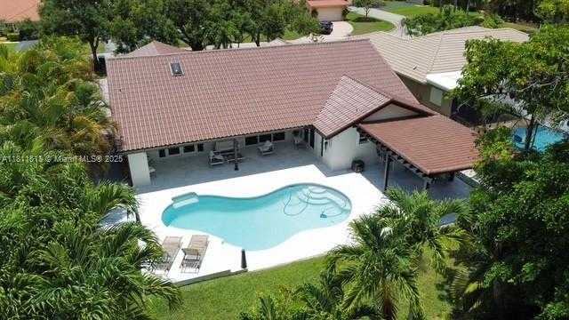 Small Image of 875 NORTH WEST 108TH LN, Coral Springs Number 36