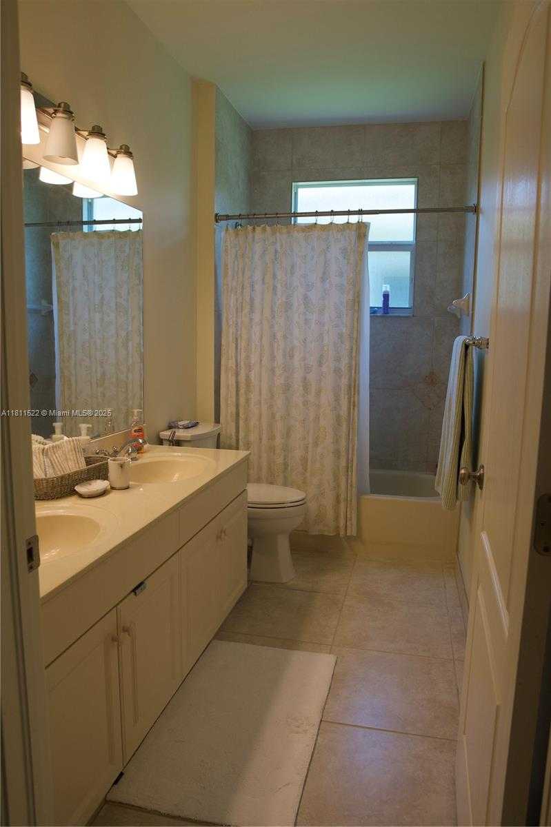 Small Image of 4181 SOUTH WEST 185TH AVE, Miramar Number 31