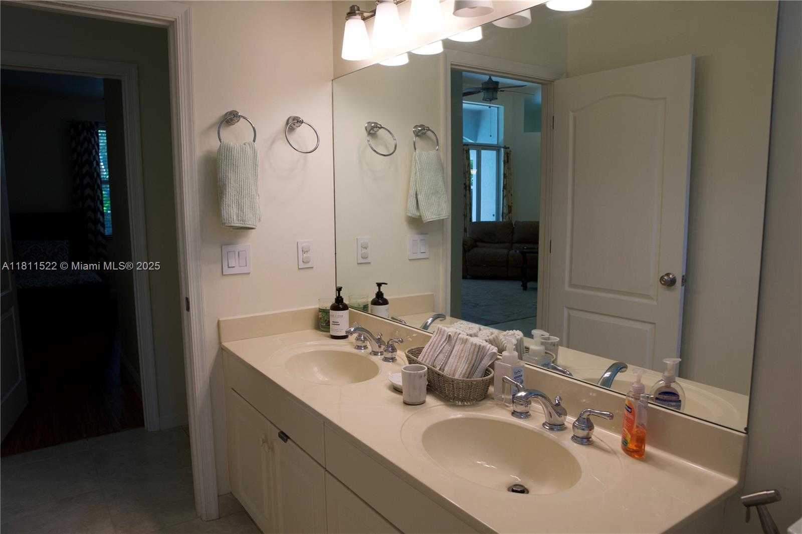 Small Image of 4181 SOUTH WEST 185TH AVE, Miramar Number 36