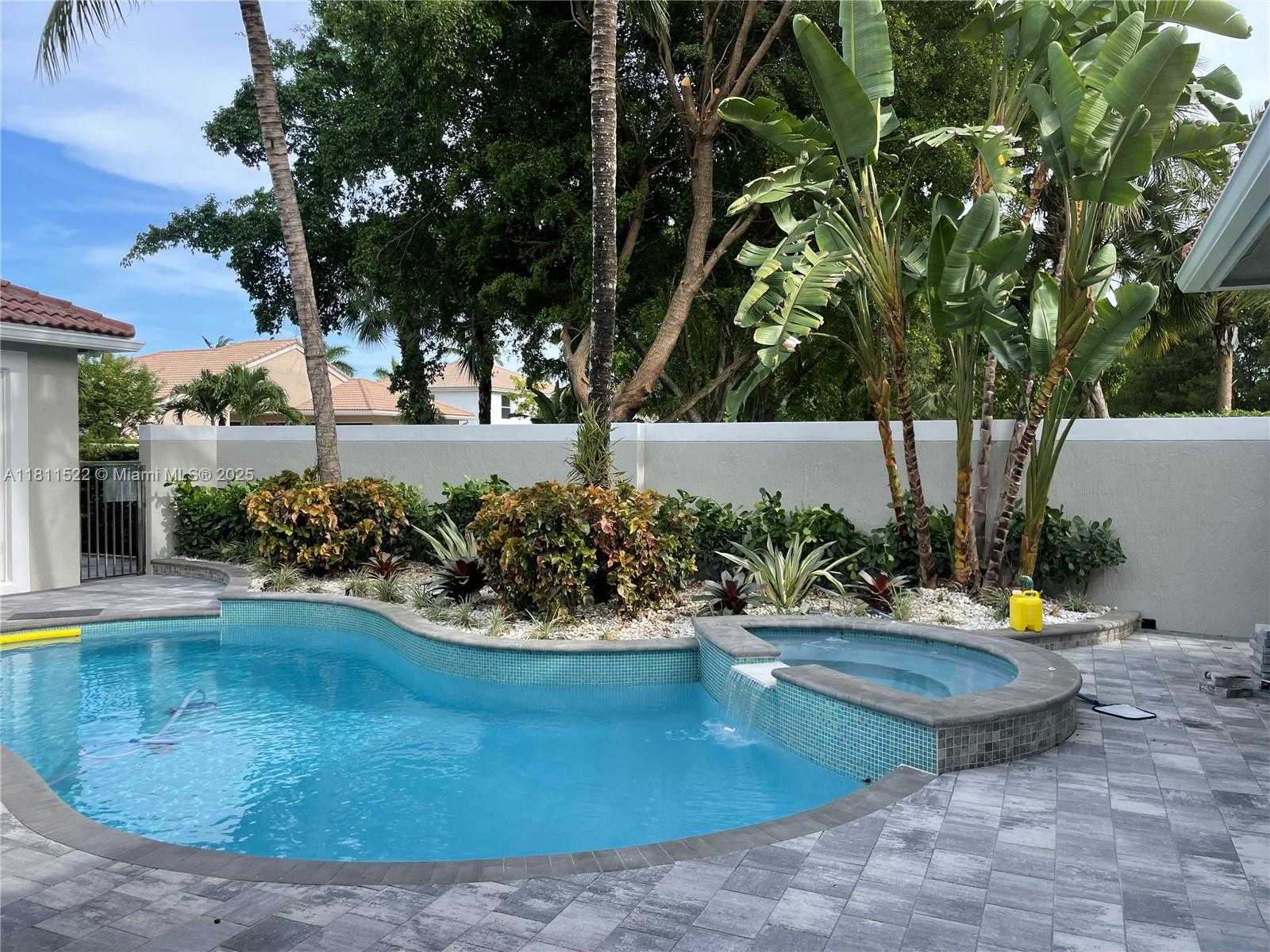 Small Image of 4181 SOUTH WEST 185TH AVE, Miramar Number 4