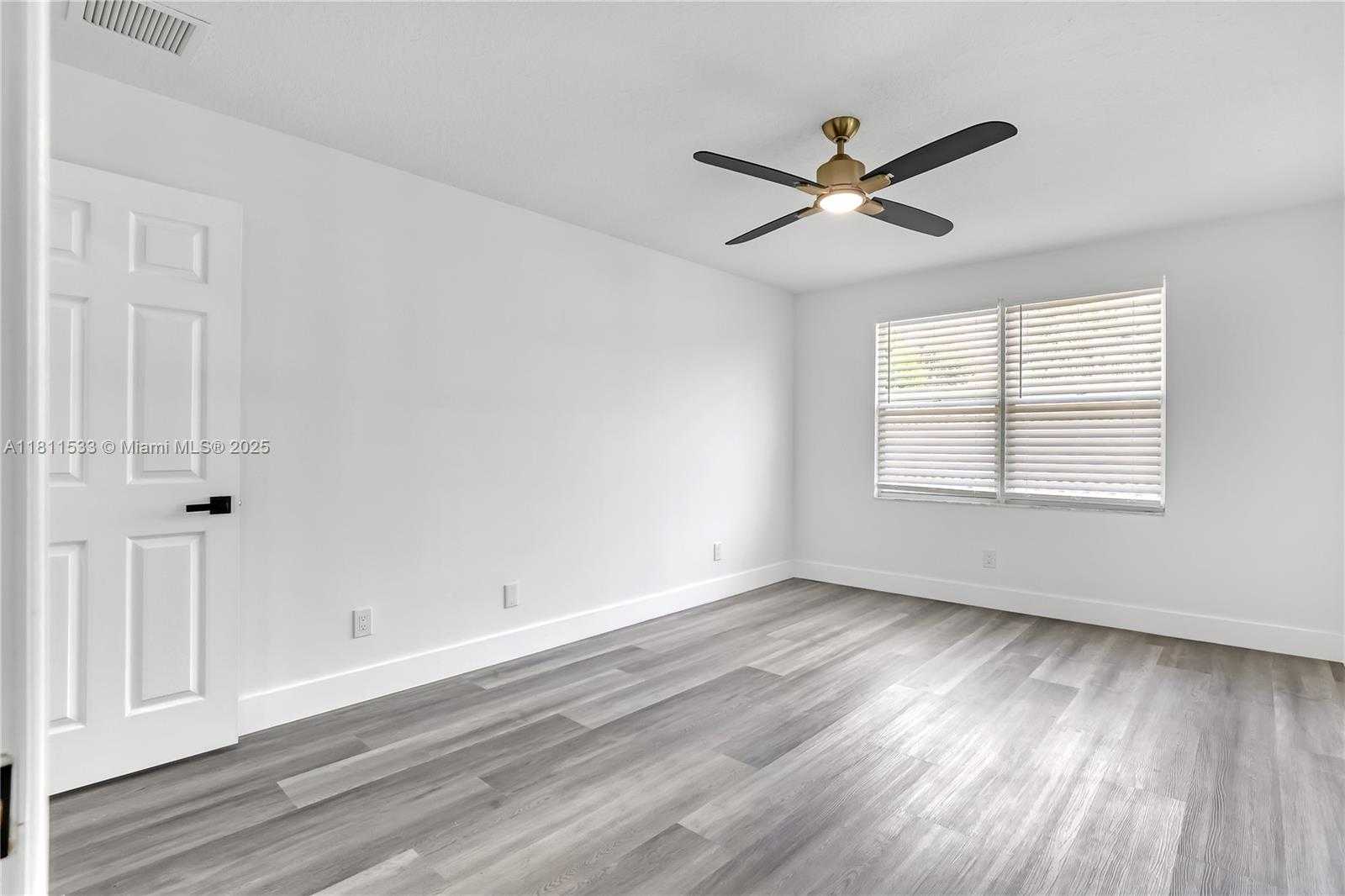Small Image of 12173 COLONY PRESERVE DR, Boynton Beach Number 24