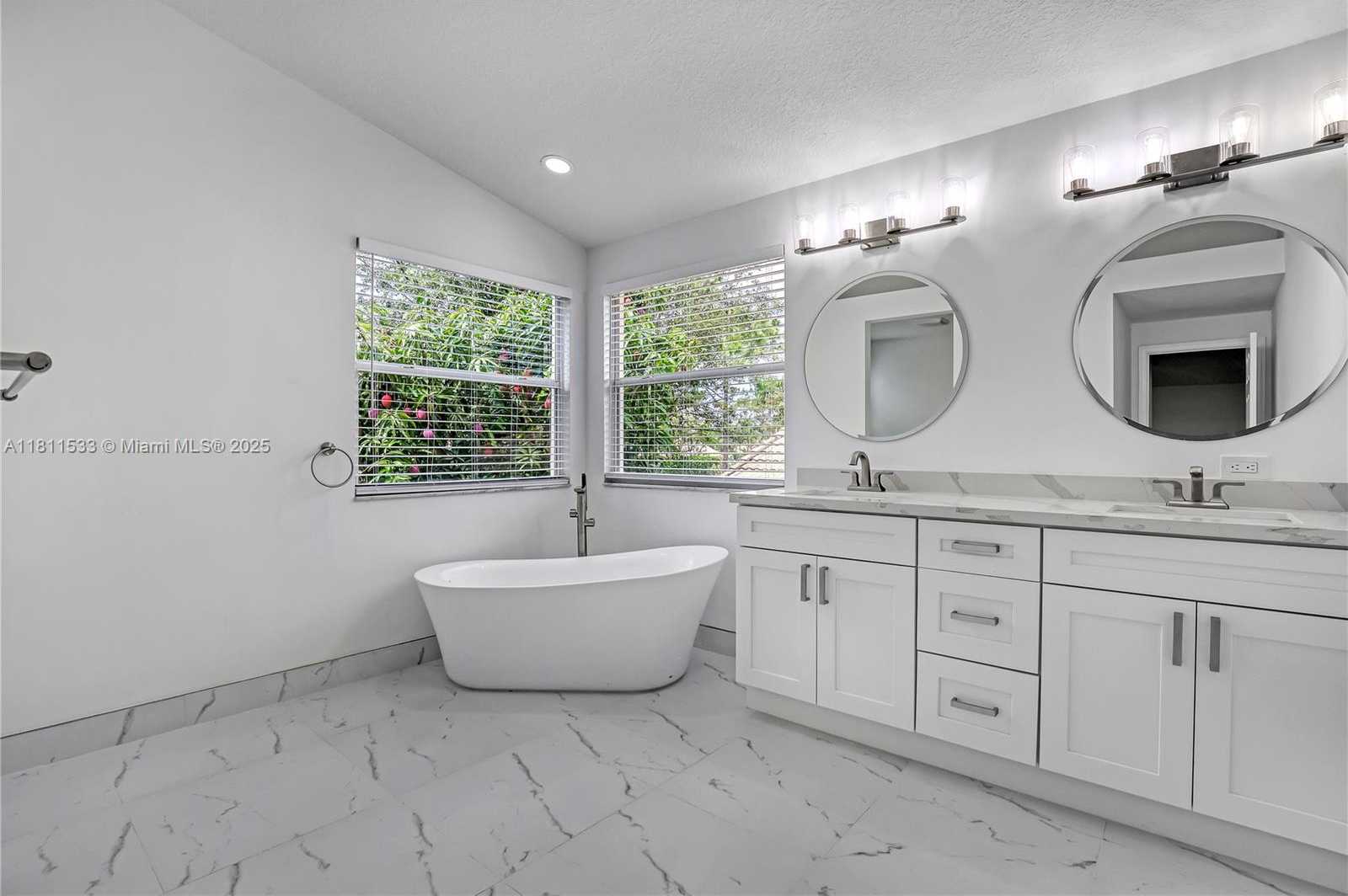 Small Image of 12173 COLONY PRESERVE DR, Boynton Beach Number 34