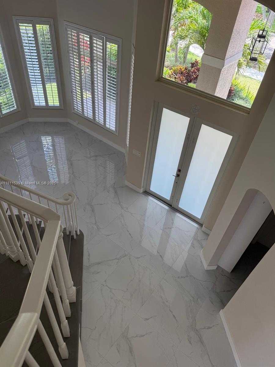 Small Image of 1418 LANTANA DR, Weston Number 10