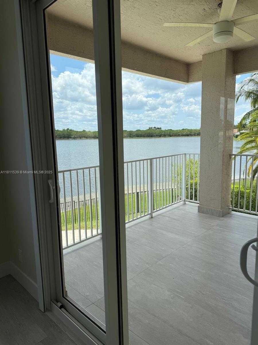 Small Image of 1418 LANTANA DR, Weston Number 12