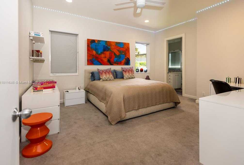 Small Image of 10392 HARRIER ST, Plantation Number 27