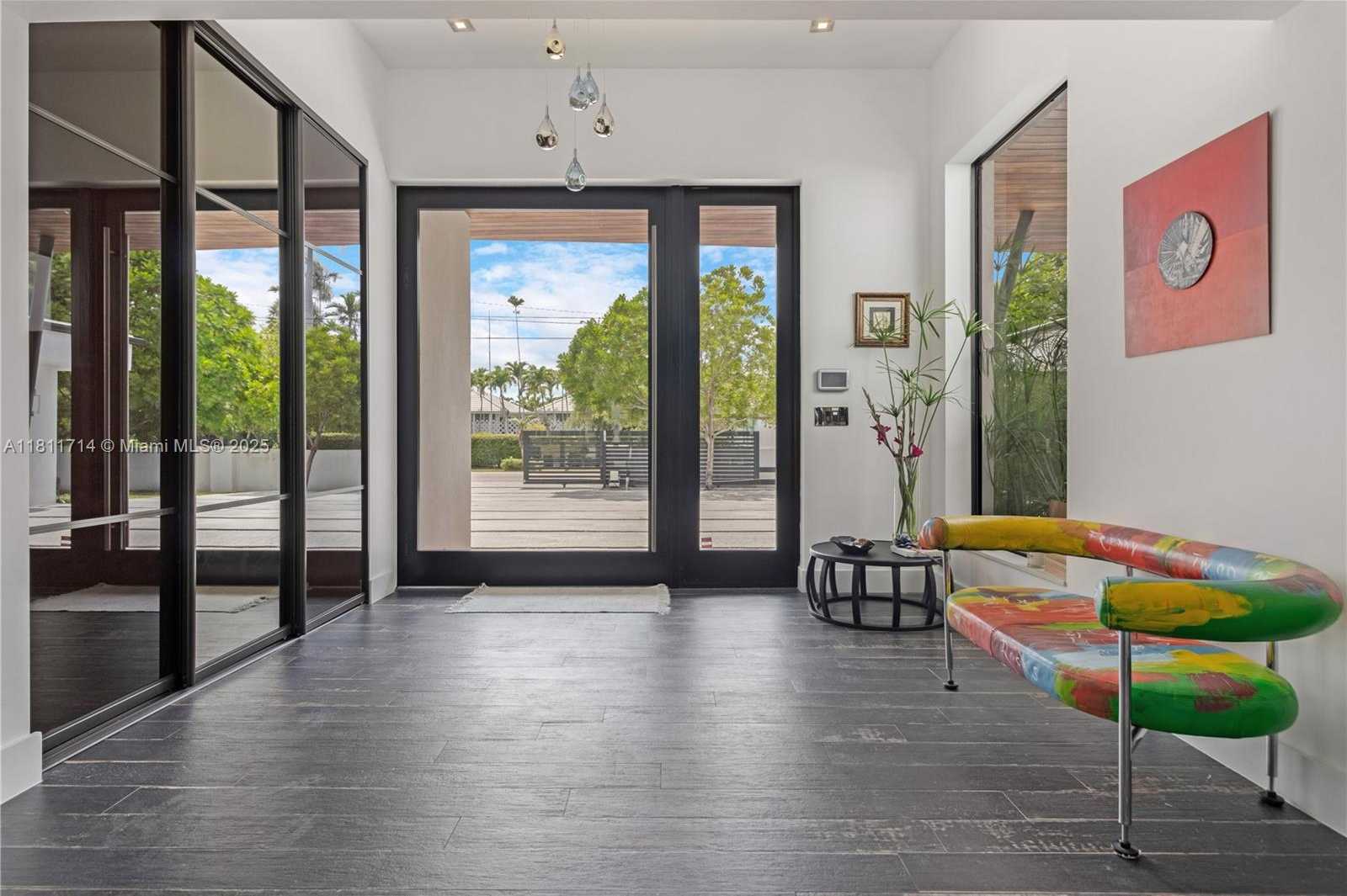 Small Image of 1601 DIPLOMAT PKWY, Hollywood Number 15