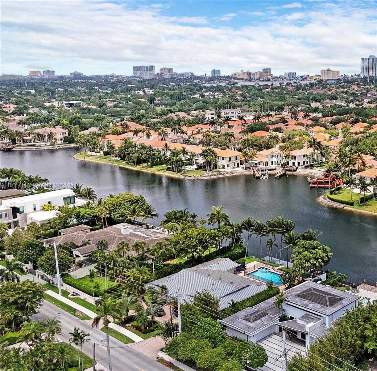 Small Image of 1601 DIPLOMAT PKWY, Hollywood Number 75