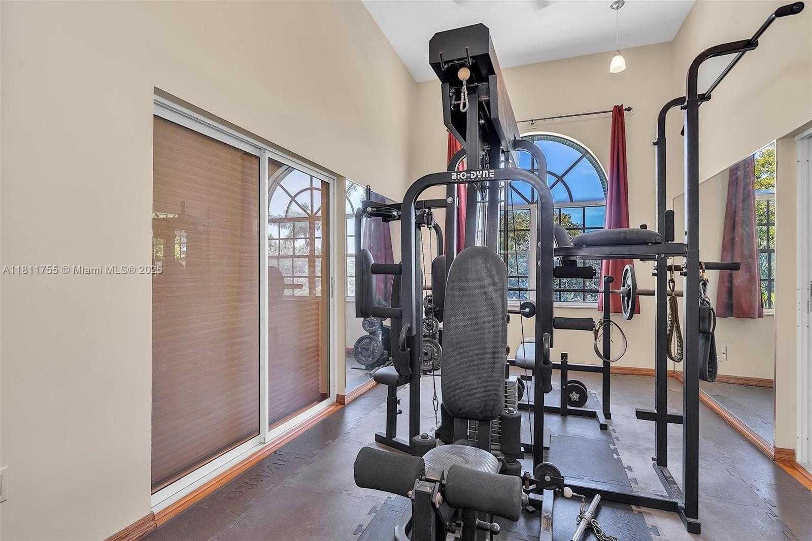 Small Image of 5309 ALTON RD, Miami Beach Number 39
