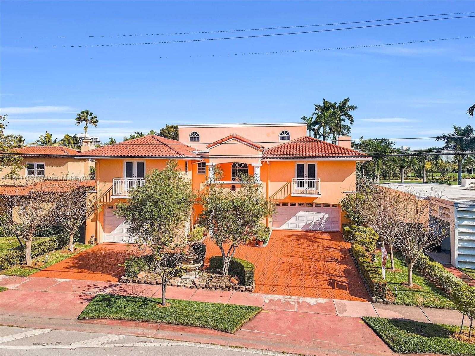Small Image of 5309 ALTON RD, Miami Beach Number 41