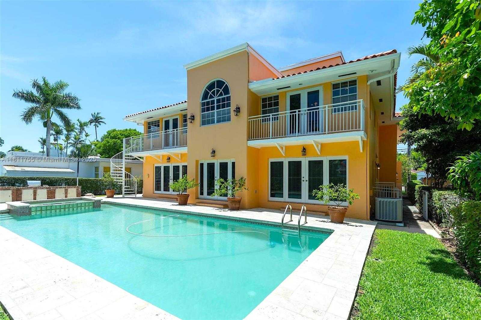 Small Image of 5309 ALTON RD, Miami Beach Number 43