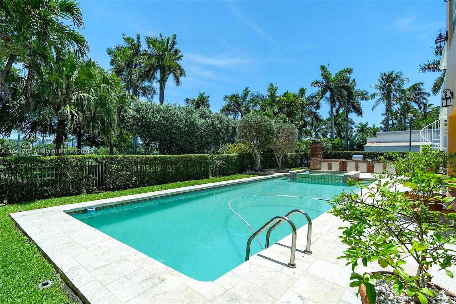 Small Image of 5309 ALTON RD, Miami Beach Number 46