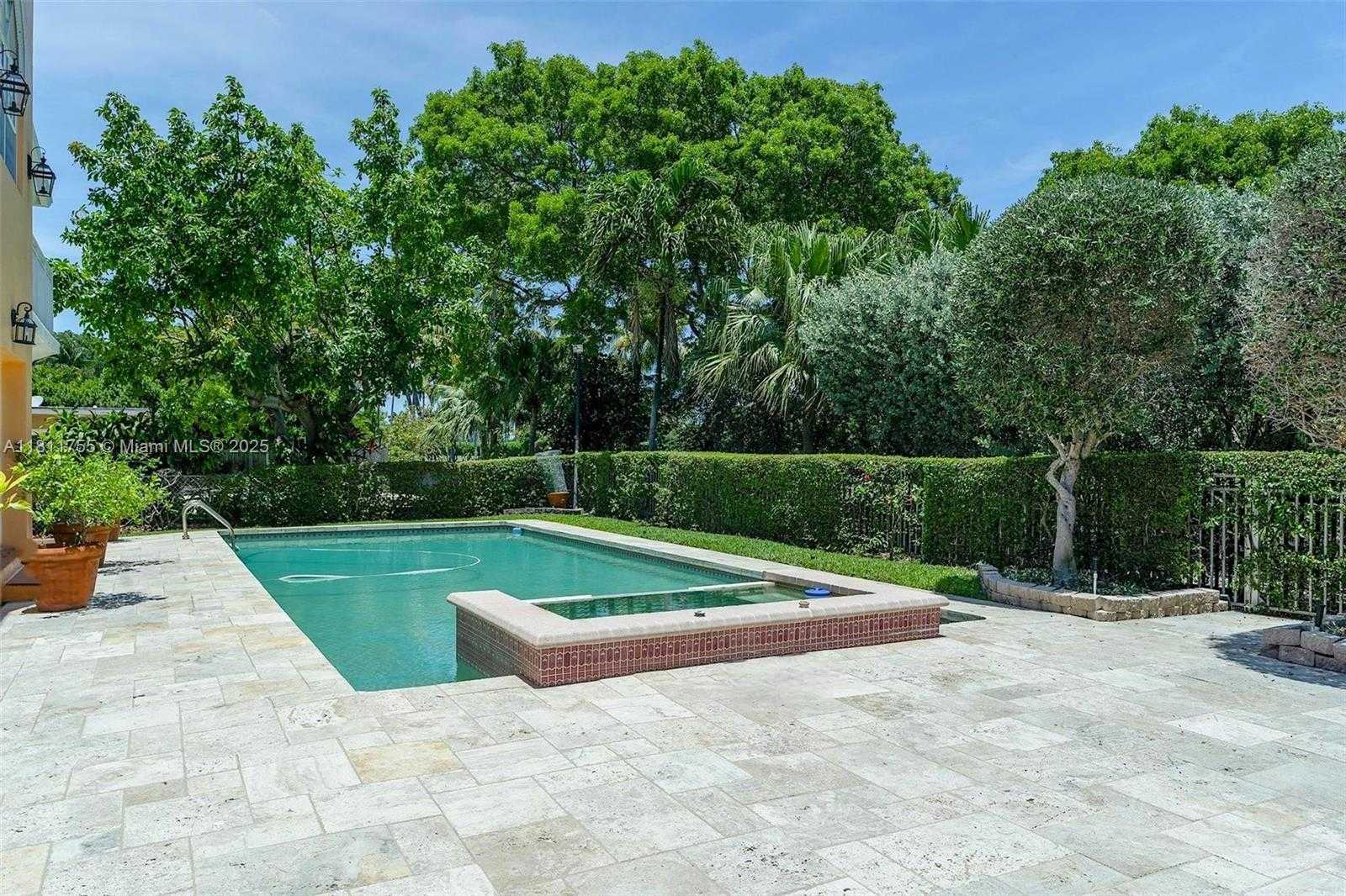 Small Image of 5309 ALTON RD, Miami Beach Number 50