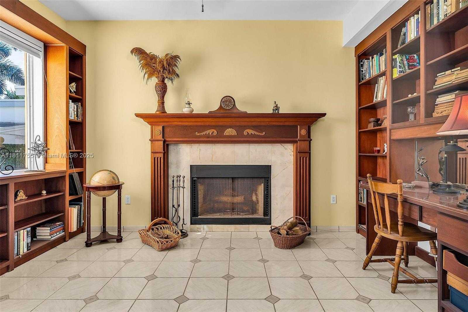 Small Image of 5309 ALTON RD, Miami Beach Number 7