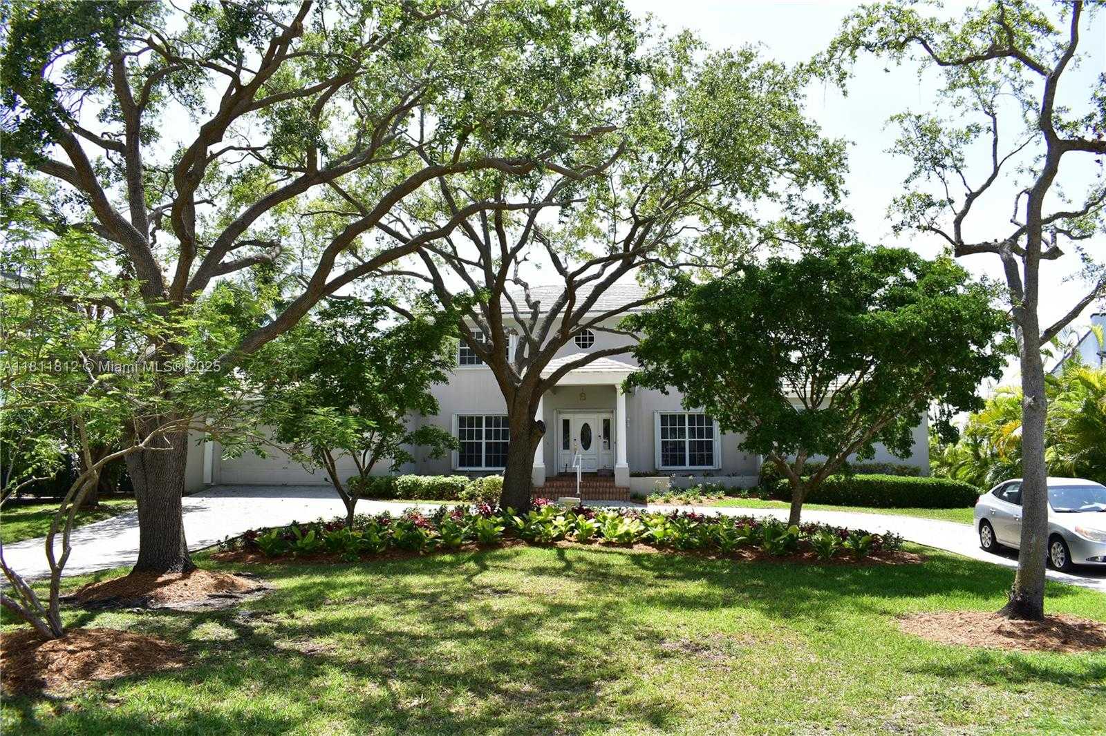 Small Image of 13032 MAR ST, Coral Gables Number 4