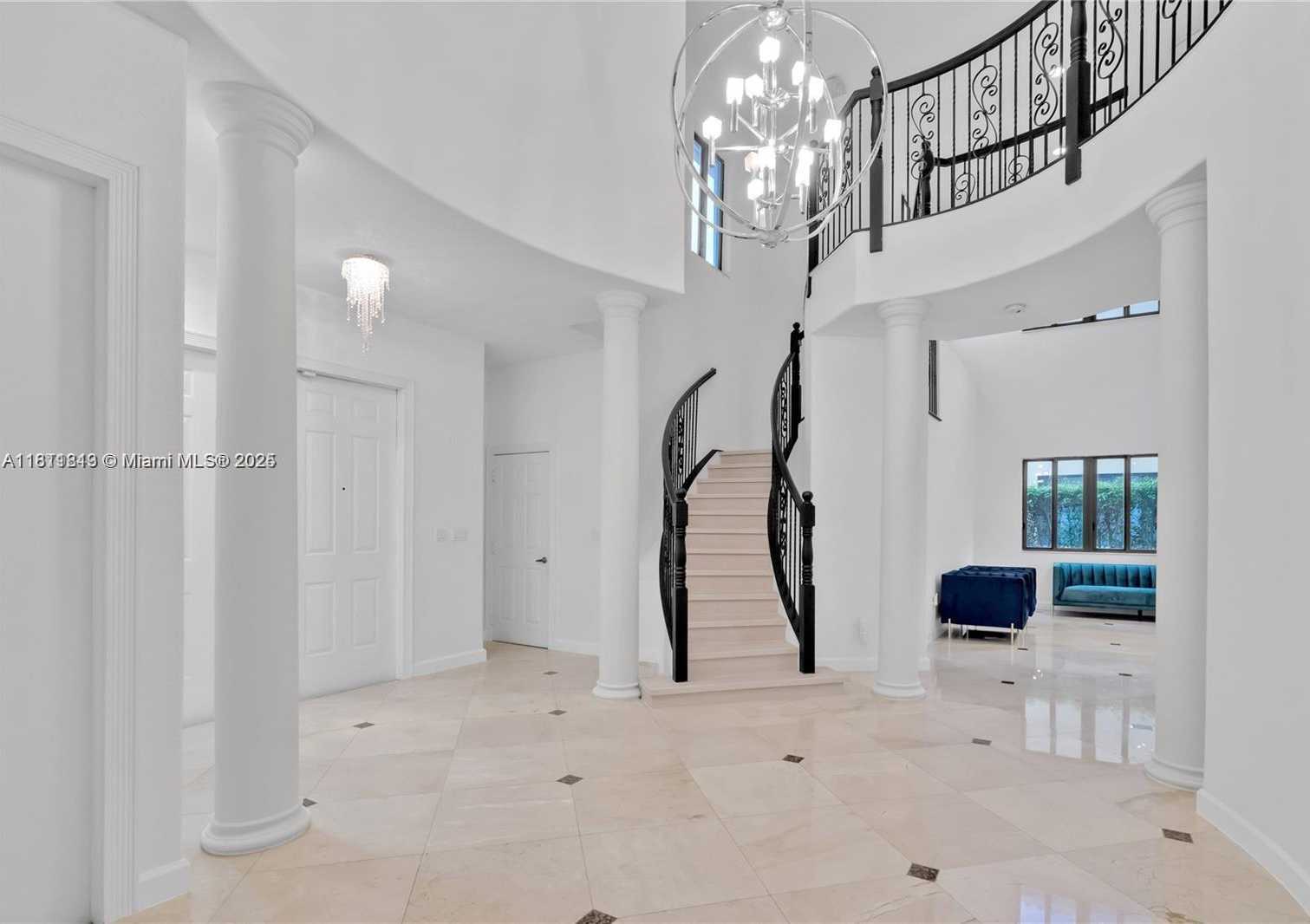 Small Image of 19347 SOUTH WEST 79TH PL, Cutler Bay Number 2