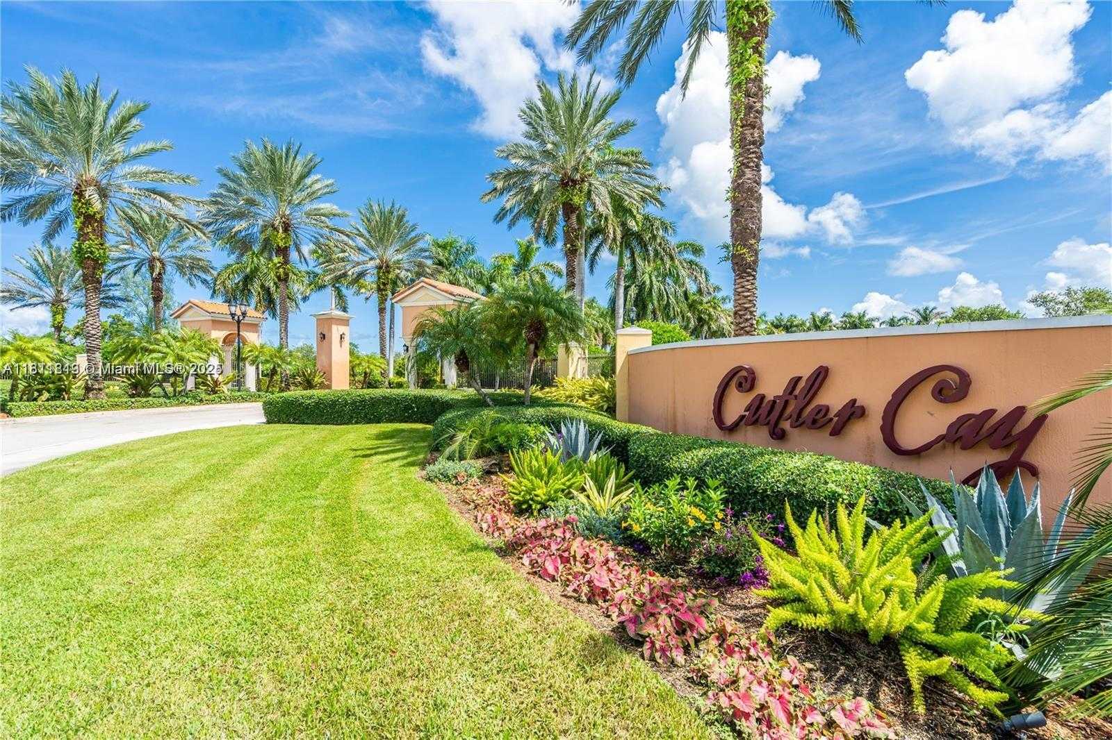 Small Image of 19347 SOUTH WEST 79TH PL, Cutler Bay Number 20