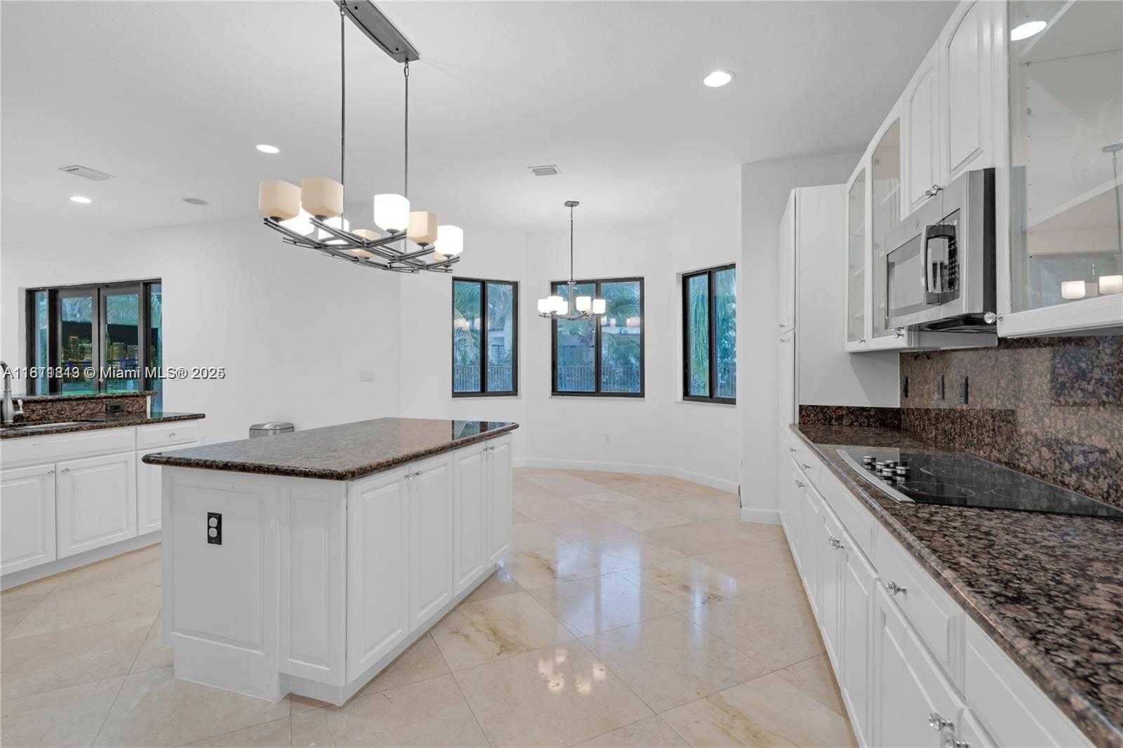 Small Image of 19347 SOUTH WEST 79TH PL, Cutler Bay Number 30