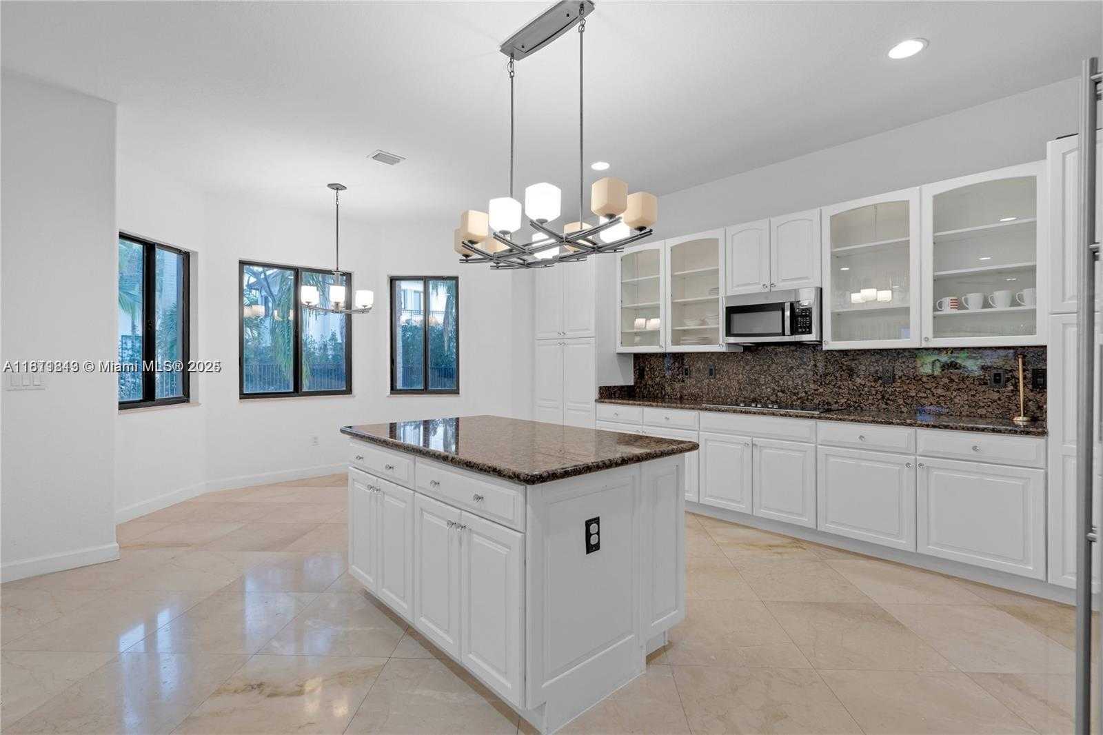 Small Image of 19347 SOUTH WEST 79TH PL, Cutler Bay Number 31