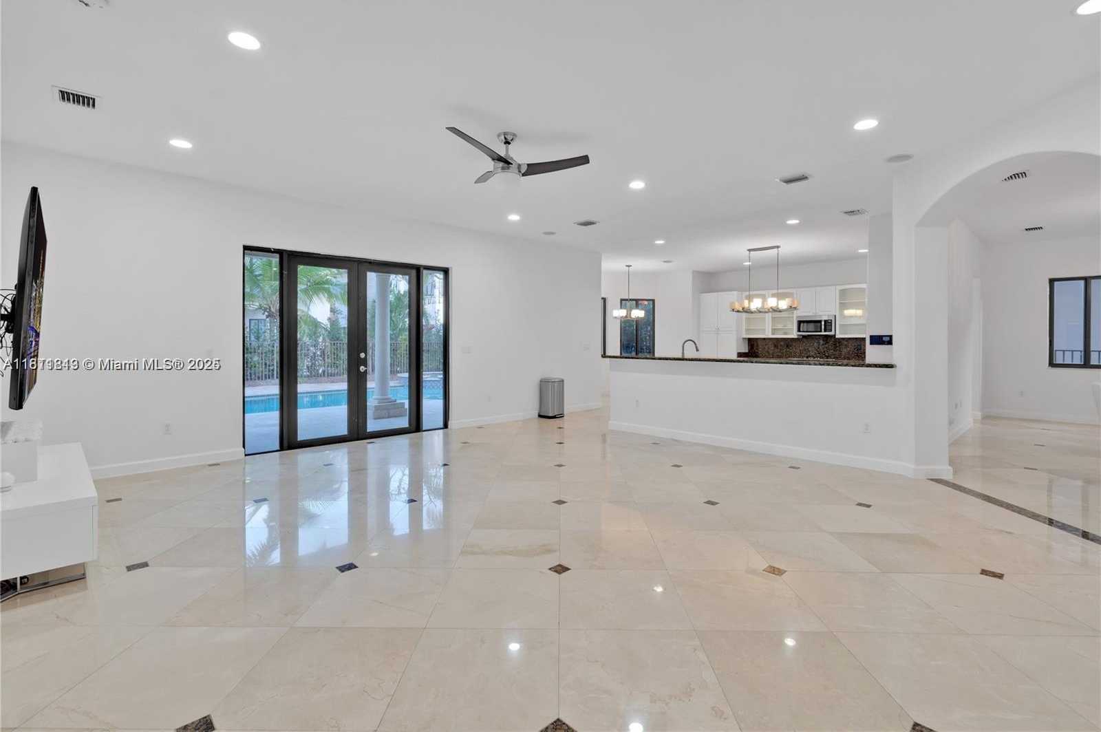 Small Image of 19347 SOUTH WEST 79TH PL, Cutler Bay Number 32